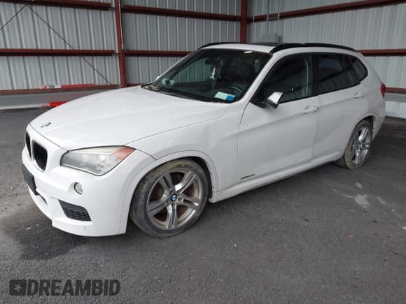 ✅ 2014 BMW X1 xDrive28i • VIN: WBAVL1C58EVY11529 • Lot: 43711040. Wystawiony na IAAI z przebiegiem 134 453 mil. Bezpłatny archiwum sprzedaży aukcyjnych z USA i szczegółowy raport historii pojazdu na DreamBid. Zdjęcie 2.