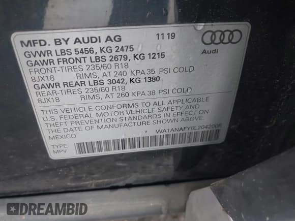 ✅ 2020 Audi Q5 Premium • VIN: WA1ANAFY6L2042006 • Lot: 42226173. Wystawiony na IAAI z przebiegiem 81 401 mil. Bezpłatny archiwum sprzedaży aukcyjnych z USA i szczegółowy raport historii pojazdu na DreamBid. Zdjęcie 9.