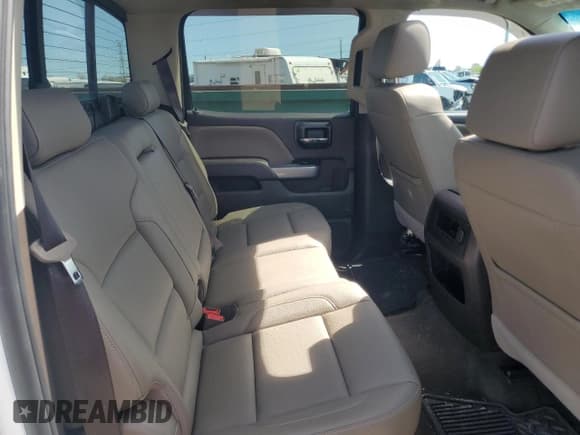 ✅ 2018 Chevrolet Silverado 1500 LTZ • VIN: 3GCUKSEJ7JG251071 • Lot: 54861685. Wystawiony na Copart z przebiegiem 123 157 mil. Bezpłatny archiwum sprzedaży aukcyjnych z USA i szczegółowy raport historii pojazdu na DreamBid. Zdjęcie 10.