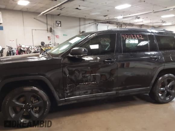 ✅ 2021 Jeep Grand Cherokee Altitude • VIN: 1C4RJKAG2M8180262 • Lot: 43113392. Listed on IAAI with 94,918 mi. Free auction sales archive from the USA and detailed vehicle history report at DreamBid. Image 6.