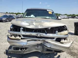 ✅ 2001 Chevrolet Suburban LT • VIN: 3GNGK26U21G101320 • Лот: 52508735. Опубликован ранее на Copart с пробегом 264 832 миль. Бесплатный доступ к архиву аукционных продаж из США и подробный отчёт об истории автомобиля на DreamBid. Изображение 5.