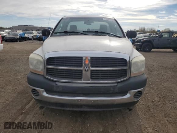 ✅ 2006 Dodge 1500 ST • VIN: 1D7HA16K36J112959 • Лот: 91681865. Опубликован ранее на Copart с пробегом 166 837 миль. Бесплатный доступ к архиву аукционных продаж из США и подробный отчёт об истории автомобиля на DreamBid. Изображение 5.