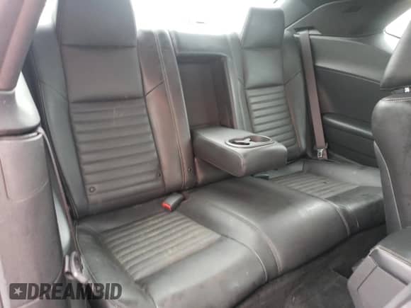 2011 Dodge Challenger R/T z VIN 2B3CJ5DT5BH590837, wystawiony jako Copart lot #72770514 z przebiegiem 226 167 mil mil oraz Szkoda całkowita • Salvage title. Historia ofert i sprzedaży dostępna na DreamBid. Obrazek 10.