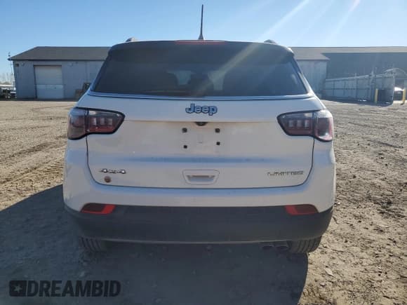 ✅ 2018 Jeep Compass Limited • VIN: 3C4NJDCB7JT135651 • Lot: 89847275. Listed on Copart with 278,153 mi. Free auction sales archive from the USA and detailed vehicle history report at DreamBid. Image 6.