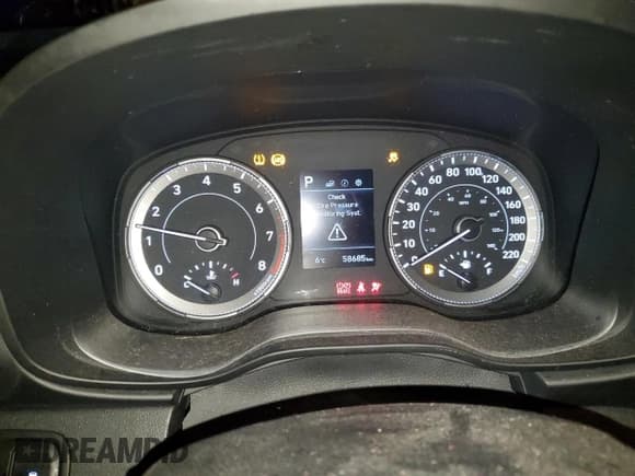 ✅ 2022 Hyundai Venue SE • VIN: KMHRB8A35NU174067 • Lot: 85072144. Listed on Copart with 58,685 mi. Free auction sales archive from the USA and detailed vehicle history report at DreamBid. Image 9.