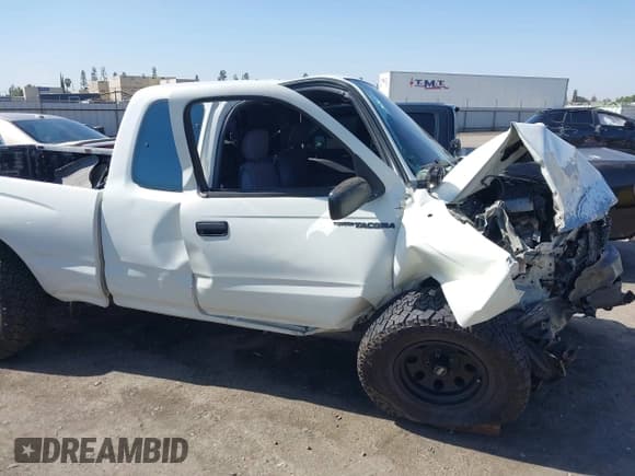 ✅ 1996 Toyota Tacoma • VIN: 4TAVL52N7TZ115273 • Lot: 43193416. Listed on IAAI with 341,807 mi. Free auction sales archive from the USA and detailed vehicle history report at DreamBid. Image 18.