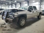 ✅ 2005 Chevrolet Silverado 2500HD LS • VIN: 1GCHK23255F962952 • Lot: 85852465. Wystawiony na Copart z przebiegiem 247 872 mil. Bezpłatny archiwum sprzedaży aukcyjnych z USA i szczegółowy raport historii pojazdu na DreamBid. Zdjęcie 1.