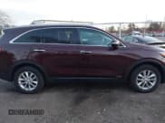 ✅ 2017 Kia Sorento LX • VIN: 5XYPGDA33HG237534 • Lot: 43889393. Listed on IAAI with 109,962 mi. Free auction sales archive from the USA and detailed vehicle history report at DreamBid. Image 13.