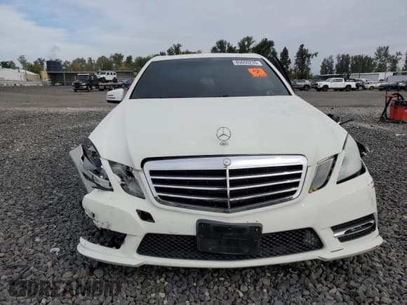 ✅ 2012 Mercedes-Benz E 350 Sport • VIN: WDDHF8JB2CA645981 • Lot: 85650235. Wystawiony na Copart z przebiegiem 135 515 mil. Bezpłatny archiwum sprzedaży aukcyjnych z USA i szczegółowy raport historii pojazdu na DreamBid. Zdjęcie 5.