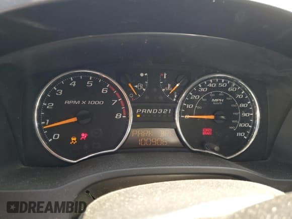 ✅ 2012 Chevrolet Colorado Work Truck • VIN: 1GCESBF90C8115107 • Lot: 74348884. Wystawiony na Copart z przebiegiem 100 906 mil. Bezpłatny archiwum sprzedaży aukcyjnych z USA i szczegółowy raport historii pojazdu na DreamBid. Zdjęcie 9.