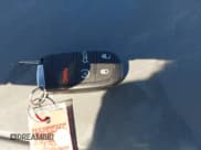 ✅ 2018 Dodge Charger GT • VIN: 2C3CDXJG2JH224491 • Lot: 43205414. Wystawiony na IAAI z przebiegiem 118 876 mil. Bezpłatny archiwum sprzedaży aukcyjnych z USA i szczegółowy raport historii pojazdu na DreamBid. Zdjęcie 11.