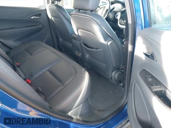 ✅ 2019 Chevrolet Bolt EV Premier • VIN: 1G1FZ6S0XK4133742 • Lot: 41788786. Wystawiony na IAAI z przebiegiem 36 649 mil. Bezpłatny archiwum sprzedaży aukcyjnych z USA i szczegółowy raport historii pojazdu na DreamBid. Zdjęcie 8.