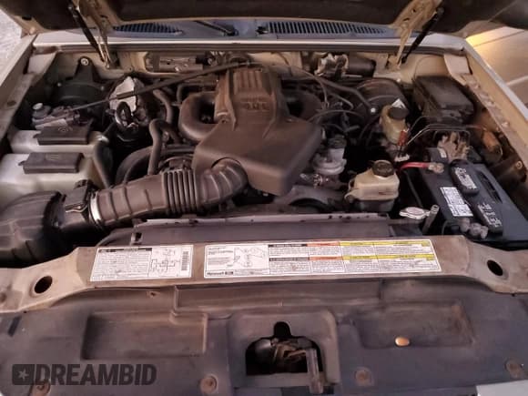 ✅ 2001 Ford Explorer Sport • VIN: 1FMYU60E11UA67959 • Лот: 90694665. Опубликован ранее на Copart с пробегом 123 818 миль. Бесплатный доступ к архиву аукционных продаж из США и подробный отчёт об истории автомобиля на DreamBid. Изображение 12.