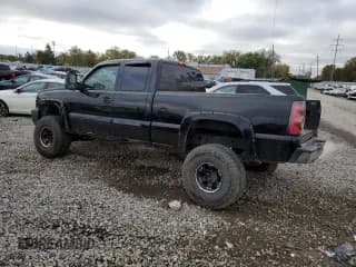 ✅ 2004 Chevrolet Silverado 1500 Z71 • VIN: 1GCEK19T64Z241839 • Лот: 75885274. Опубликован ранее на Copart с пробегом Не указан. Бесплатный доступ к архиву аукционных продаж из США и подробный отчёт об истории автомобиля на DreamBid. Изображение 2.
