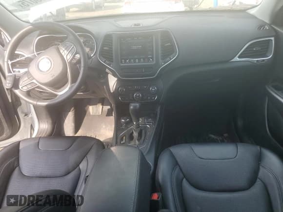 ✅ 2022 Jeep Cherokee Latitude Lux • VIN: 1C4PJMMX9ND530526 • Lot: 68145075. Listed on Copart with 79,540 mi. Free auction sales archive from the USA and detailed vehicle history report at DreamBid. Image 8.