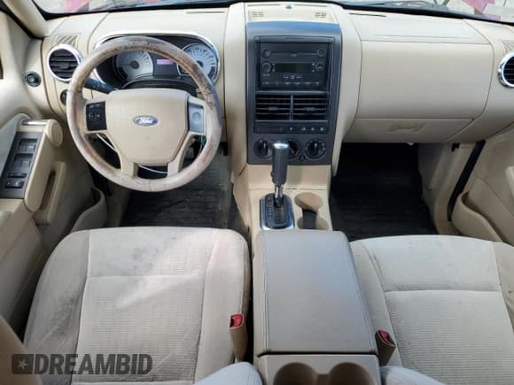 ✅ 2007 Ford Explorer Sport Trac Limited • VIN: 1FMEU53K47UA20688 • Lot: 82712315. Wystawiony na Copart z przebiegiem 179 453 mil. Bezpłatny archiwum sprzedaży aukcyjnych z USA i szczegółowy raport historii pojazdu na DreamBid. Zdjęcie 8.