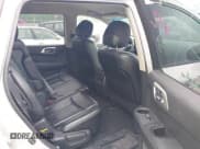 ✅ 2014 Nissan Pathfinder S • VIN: 5N1AR2MN0EC715471 • Lot: 42264876. Listed on IAAI with 125,370 mi. Free auction sales archive from the USA and detailed vehicle history report at DreamBid. Image 8.