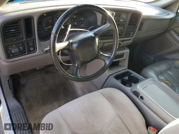 ✅ 2000 Chevrolet Silverado 1500 LS • VIN: 2GCEC19T8Y1128535 • Lot: 90854945. Listed on Copart with Not provided. Free auction sales archive from the USA and detailed vehicle history report at DreamBid. Image 8.