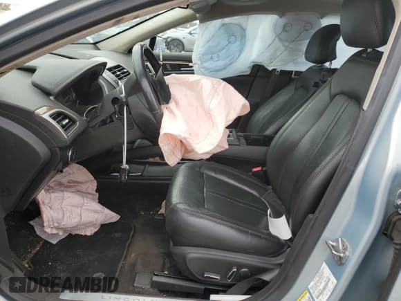 ✅ 2014 Lincoln MKZ Hybrid • VIN: 3LN6L2LUXER816499 • Lot: 87481585. Listed on Copart with 139,153 mi. Free auction sales archive from the USA and detailed vehicle history report at DreamBid. Image 7.