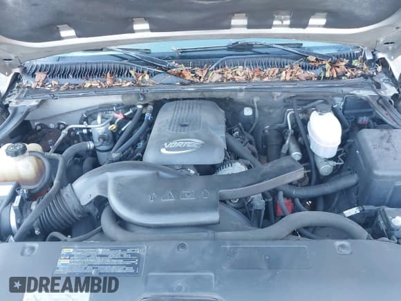 ✅ 2004 Chevrolet Suburban LS • VIN: 3GNFK16Z14G258326 • Лот: 43624165. Опубликован ранее на IAAI с пробегом 251 361 миль. Бесплатный доступ к архиву аукционных продаж из США и подробный отчёт об истории автомобиля на DreamBid. Изображение 10.