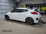 ✅ 2016 Hyundai Veloster Turbo • VIN: KMHTC6AE3GU250686 • Lot: 83077234. Wystawiony na Copart z przebiegiem 140 737 mil. Bezpłatny archiwum sprzedaży aukcyjnych z USA i szczegółowy raport historii pojazdu na DreamBid. Zdjęcie 2.