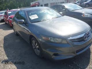 ✅ 2011 Honda Accord LX-S • VIN: 1HGCS1A38BA007735 • Лот: 42257540. Опубликован ранее на IAAI с пробегом 149 889 миль. Бесплатный доступ к архиву аукционных продаж из США и подробный отчёт об истории автомобиля на DreamBid. Изображение 1.