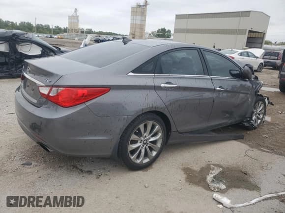 ✅ 2012 Hyundai Sonata Limited • VIN: 5NPEC4AB5CH476630 • Lot: 72505024. Listed on Copart with 123,624 mi. Free auction sales archive from the USA and detailed vehicle history report at DreamBid. Image 3.