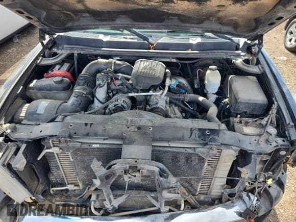 ✅ 2010 Chevrolet Silverado 2500HD LTZ • VIN: 1GC4KYB61AF113644 • Lot: 84446595. Listed on Copart with 185,592 mi. Free auction sales archive from the USA and detailed vehicle history report at DreamBid. Image 11.