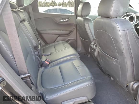 ✅ 2020 Chevrolet Blazer LT • VIN: 3GNKBCRS2LS697927 • Lot: 94407215. Wystawiony na Copart z przebiegiem 41 788 mil. Bezpłatny archiwum sprzedaży aukcyjnych z USA i szczegółowy raport historii pojazdu na DreamBid. Zdjęcie 11.