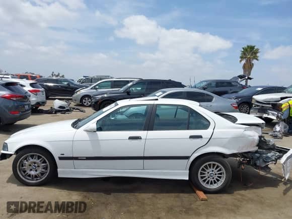 1998 BMW 3 Series M3s with VIN WBSCD9329WEE07762, listed as a IAAI auction lot 42239221 with Not provided miles and . Bid and sale history available at DreamBid. Image 15.
