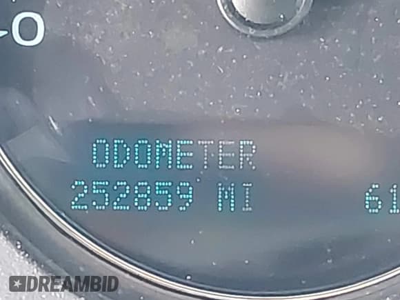 ✅ 2010 Chevrolet Suburban LT • VIN: 1GNUKJE31AR234978 • Lot: 43600416. Listed on IAAI with 252,859 mi. Free auction sales archive from the USA and detailed vehicle history report at DreamBid. Image 15.