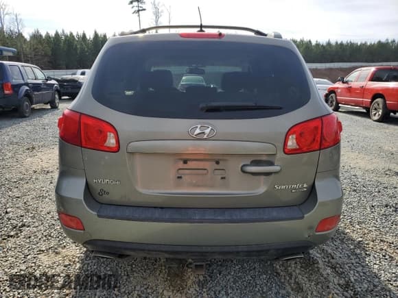 ✅ 2007 Hyundai Santa Fe SE • VIN: 5NMSH73E27H110155 • Lot: 84842354. Listed on Copart with 245,947 mi. Free auction sales archive from the USA and detailed vehicle history report at DreamBid. Image 6.