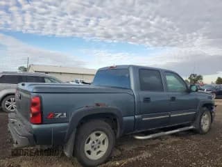 ✅ 2006 Chevrolet Silverado 1500 LT1 • VIN: 2GCEK13Z261334687 • Лот: 72315604. Опубликован ранее на Copart с пробегом 264 890 миль. Бесплатный доступ к архиву аукционных продаж из США и подробный отчёт об истории автомобиля на DreamBid. Изображение 3.