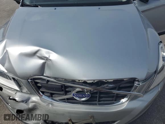 ✅ 2011 Volvo XC60 3.0T • VIN: YV4902DZ8B2178173 • Lot: 60936015. Wystawiony na Copart z przebiegiem Nie podano. Bezpłatny archiwum sprzedaży aukcyjnych z USA i szczegółowy raport historii pojazdu na DreamBid. Zdjęcie 12.