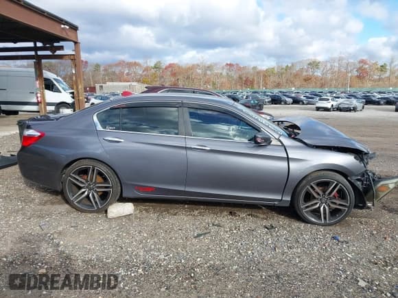 ✅ 2013 Honda Accord Sport • VIN: 1HGCR2F58DA251397 • Lot: 43695570. Listed on IAAI with 156,698 mi. Free auction sales archive from the USA and detailed vehicle history report at DreamBid. Image 14.