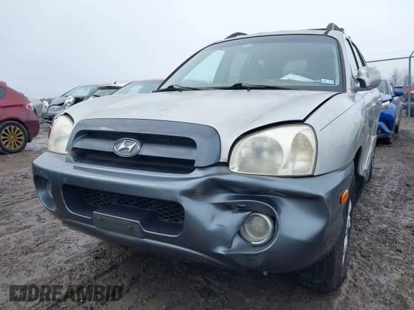 2005 Hyundai Santa Fe GLS z VIN KM8SC73E45U878509, wystawiony jako IAAI lot #41776048 z przebiegiem 171 478 mil mil oraz . Historia ofert i sprzedaży dostępna na DreamBid. Obrazek 6.