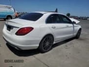 ✅ 2019 Mercedes-Benz C 300 • VIN: WDDWF8DB9KR515666 • Лот: 57494005. Опубликован ранее на Copart с пробегом 101 439 миль. Бесплатный доступ к архиву аукционных продаж из США и подробный отчёт об истории автомобиля на DreamBid. Изображение 3.