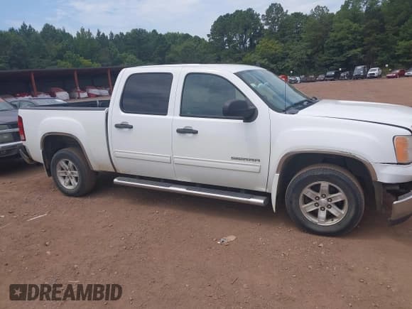 ✅ 2012 GMC Sierra 1500 SLE • VIN: 3GTP1VE03CG262323 • Лот: 42964520. Опубликован ранее на IAAI с пробегом 206 078 миль. Бесплатный доступ к архиву аукционных продаж из США и подробный отчёт об истории автомобиля на DreamBid. Изображение 13.