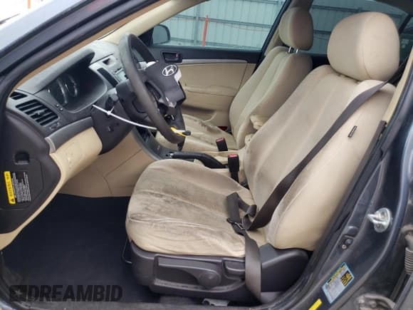 ✅ 2009 Hyundai Sonata GLS • VIN: 5NPET46C99H512717 • Лот: 80476604. Опубликован ранее на Copart с пробегом 235 974 миль. Бесплатный доступ к архиву аукционных продаж из США и подробный отчёт об истории автомобиля на DreamBid. Изображение 7.