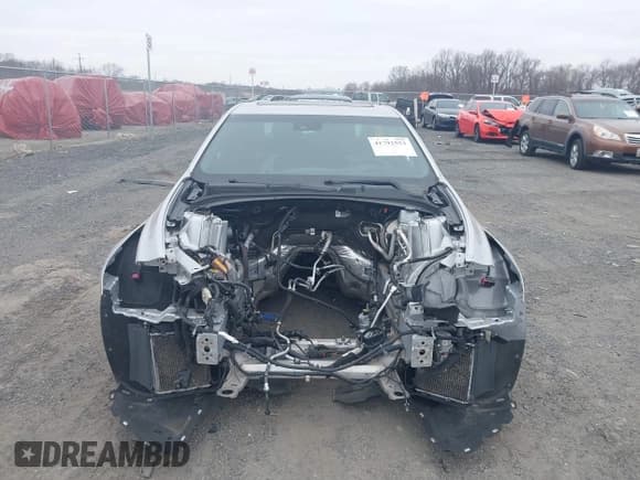 ✅ 2016 Cadillac CTS-V • VIN: 1G6A15S61G0185723 • Lot: 41792553. Wystawiony na IAAI z przebiegiem Nie podano. Bezpłatny archiwum sprzedaży aukcyjnych z USA i szczegółowy raport historii pojazdu na DreamBid. Zdjęcie 12.