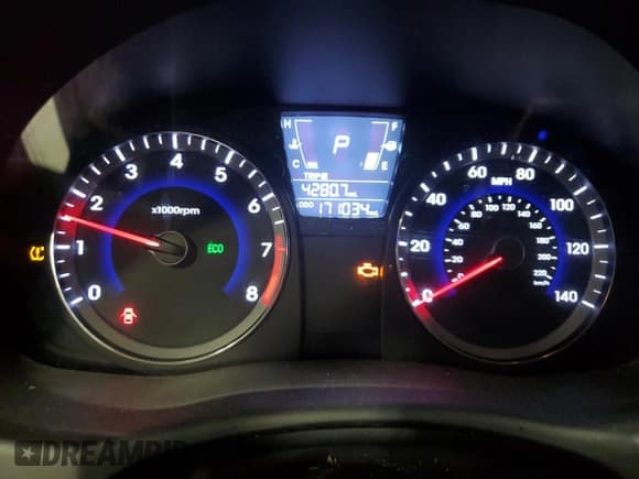 ✅ 2012 Hyundai Accent SE • VIN: KMHCU5AE2CU006559 • Лот: 73687474. Опубликован ранее на Copart с пробегом 171 034 миль. Бесплатный доступ к архиву аукционных продаж из США и подробный отчёт об истории автомобиля на DreamBid. Изображение 9.