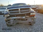 ✅ 2004 Dodge Dakota SLT • VIN: 1D7HG48N54S751729 • Lot: 75337434. Wystawiony na Copart z przebiegiem Nie podano. Bezpłatny archiwum sprzedaży aukcyjnych z USA i szczegółowy raport historii pojazdu na DreamBid. Zdjęcie 5.
