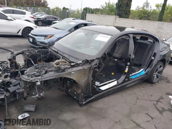 ✅ 2019 BMW 7 Series 740i • VIN: WBA7E2C50KB454417 • Lot: 42290156. Listed on IAAI with Not provided. Free auction sales archive from the USA and detailed vehicle history report at DreamBid. Image 16.