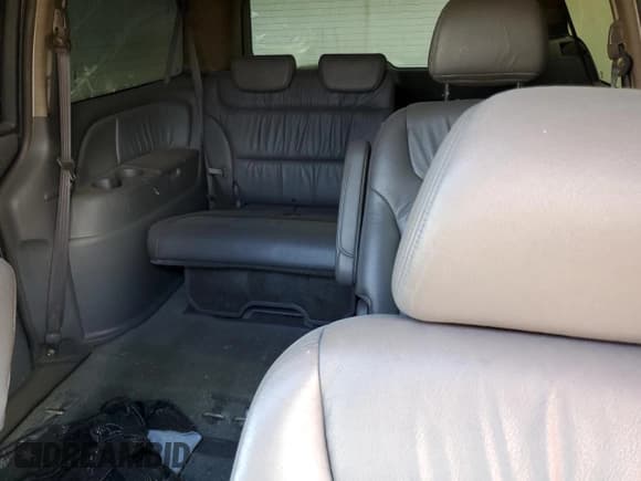 ✅ 2006 Honda Odyssey EX-L • VIN: 5FNRL38646B414580 • Lot: 65815085. Listed on Copart with Not provided. Free auction sales archive from the USA and detailed vehicle history report at DreamBid. Image 10.