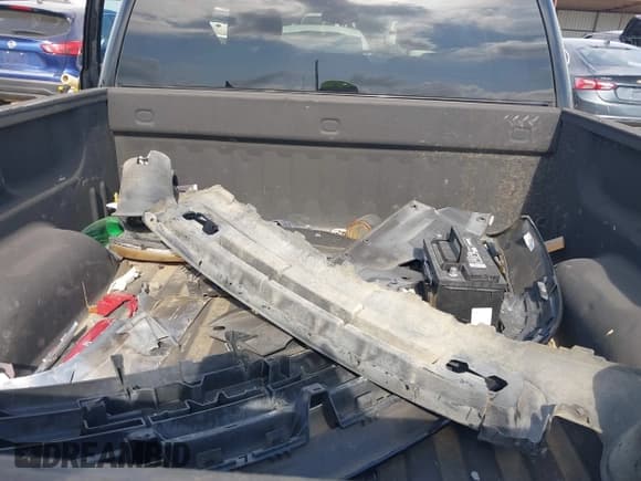 ✅ 2012 GMC Sierra 1500 SLE • VIN: 3GTP1VE09CG163134 • Lot: 42778771. Wystawiony na IAAI z przebiegiem 219 775 mil. Bezpłatny archiwum sprzedaży aukcyjnych z USA i szczegółowy raport historii pojazdu na DreamBid. Zdjęcie 12.