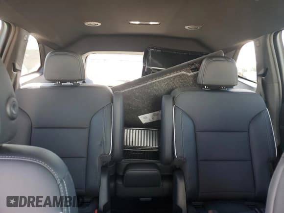 ✅ 2025 Buick Enclave Preferred • VIN: 5GAEVARS7SJ101083 • Lot: 70657465. Listed on Copart with 15,917 mi. Free auction sales archive from the USA and detailed vehicle history report at DreamBid. Image 10.