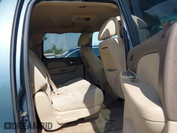 ✅ 2009 Chevrolet Suburban LS • VIN: 1GNFC16079R291885 • Лот: 42352913. Опубликован ранее на IAAI с пробегом 191 994 миль. Бесплатный доступ к архиву аукционных продаж из США и подробный отчёт об истории автомобиля на DreamBid. Изображение 8.