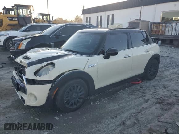 ✅ 2017 MINI Hardtop 4 Door Cooper S • VIN: WMWXU3C50H2D31690 • Lot: 86599104. Listed on Copart with 165,369 mi. Free auction sales archive from the USA and detailed vehicle history report at DreamBid. Image 1.