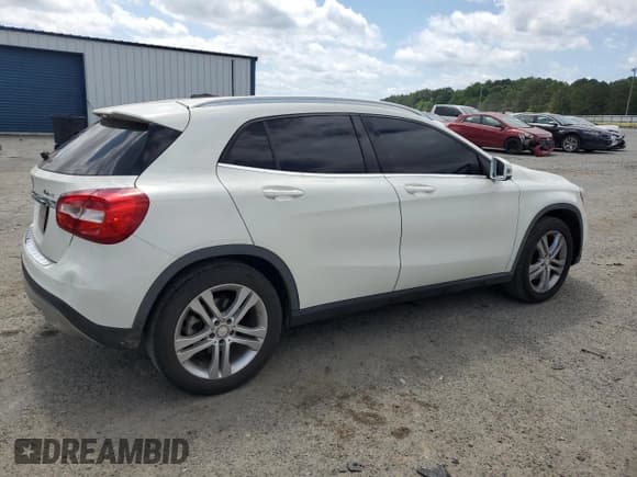 ✅ 2015 Mercedes-Benz GLA 250 • VIN: WDCTG4GB3FJ067986 • Лот: 53540075. Опубликован ранее на Copart с пробегом 169 385 миль. Бесплатный доступ к архиву аукционных продаж из США и подробный отчёт об истории автомобиля на DreamBid. Изображение 3.