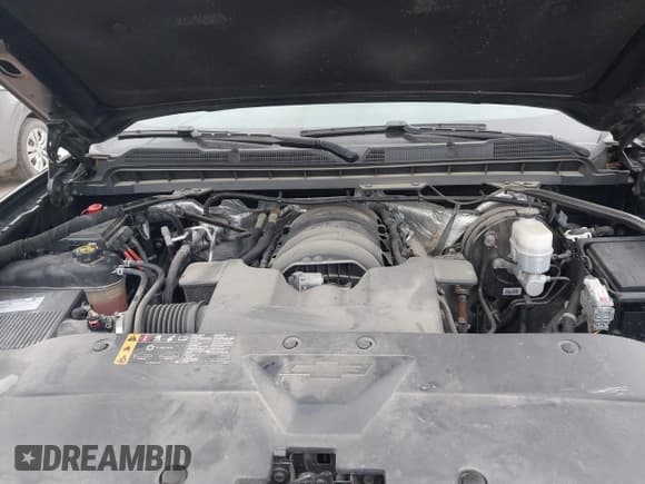 ✅ 2018 Chevrolet Silverado 1500 LT • VIN: 3GCUKREC1JG239914 • Lot: 43556230. Wystawiony na IAAI z przebiegiem 124 227 mil. Bezpłatny archiwum sprzedaży aukcyjnych z USA i szczegółowy raport historii pojazdu na DreamBid. Zdjęcie 10.